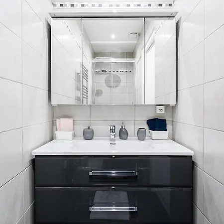 Appartement À supprimer V3 Vibrant Stay Luxurious Stay Steps from Trocadéro