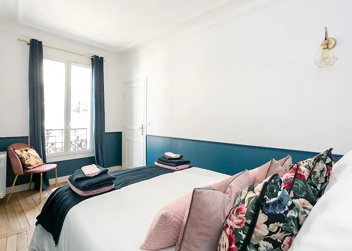Apartment V3 Vibrant Luxurious Steps From Trocadero *
