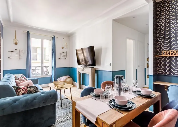 V3 Vibrant Luxurious Steps From Trocadero Apartment *