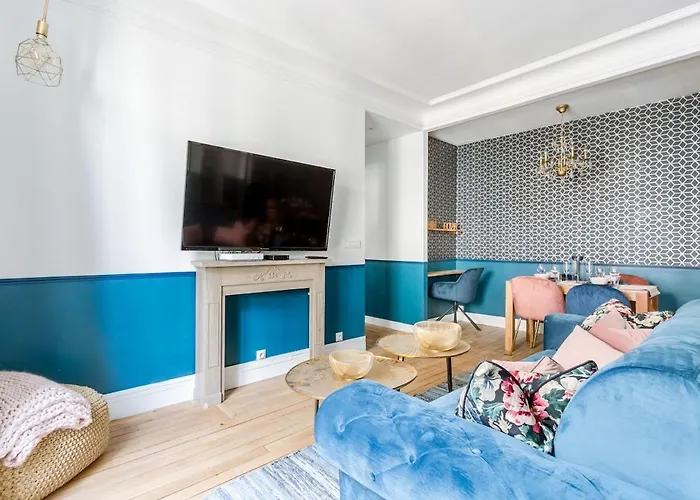Apartment V3 Vibrant Luxurious Steps From Trocadero *